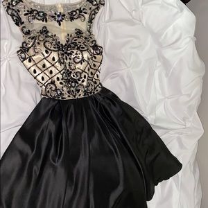 black and gold prom dress